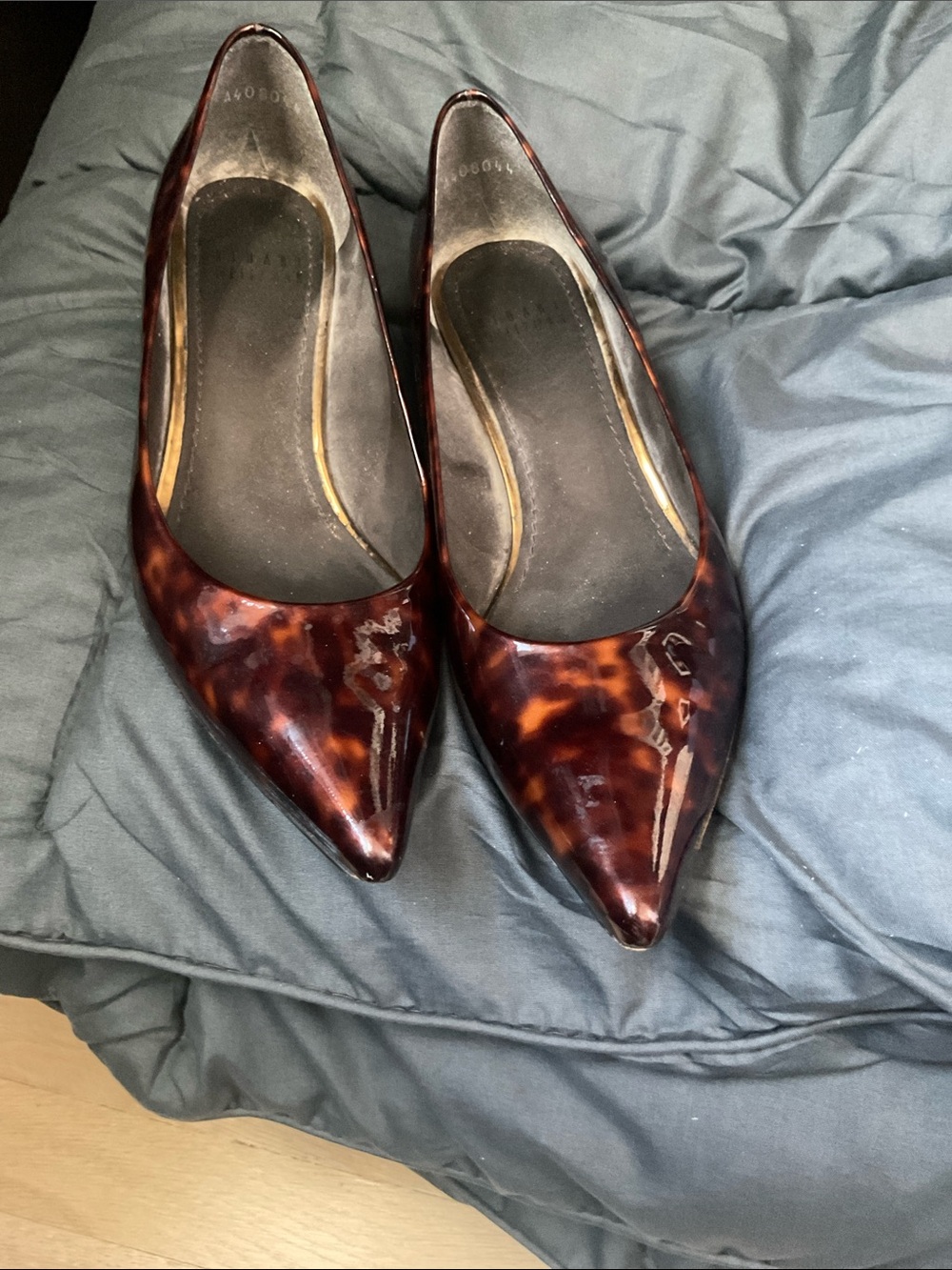 Stuart Weitzman Tortoiseshell Patent Leather Pointed-Toe Kitten Heels - Picture 11 of 11